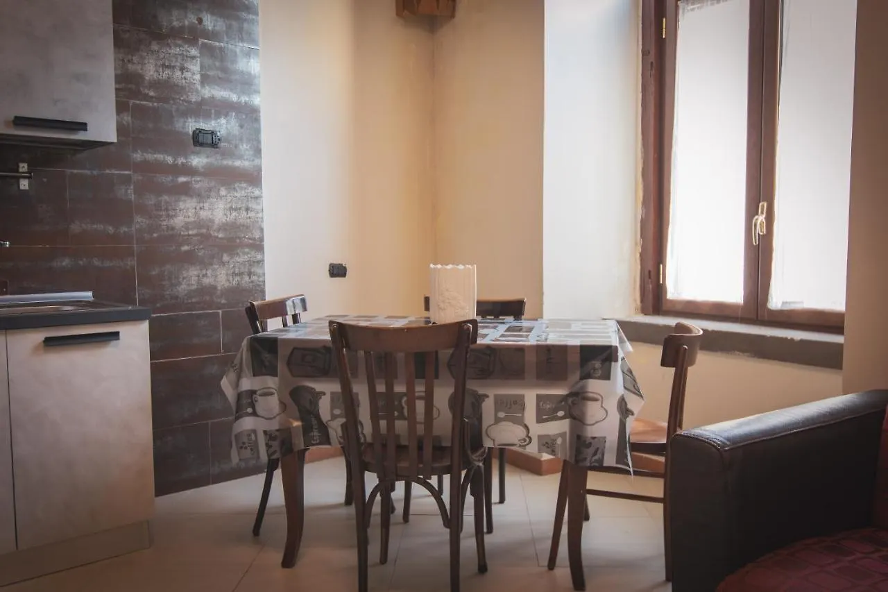 Centro Storico Garibaldi Guest House Napoli 0*,  İtalya