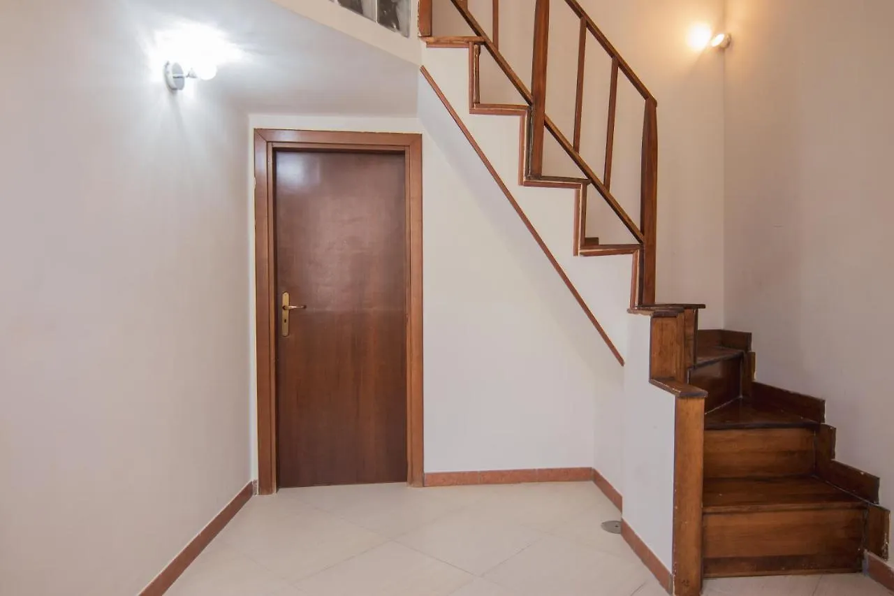 Centro Storico Garibaldi Guest House Napoli Tatil Evi